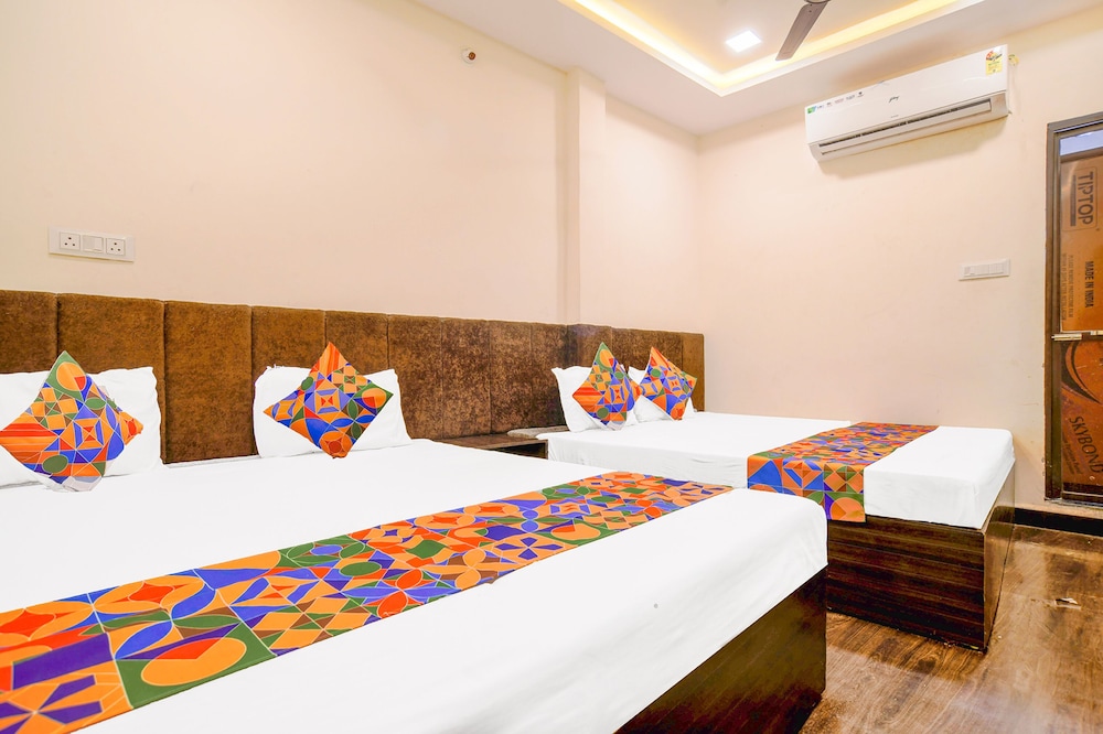 Fabexpress Neelam Palace in Ujjain, India