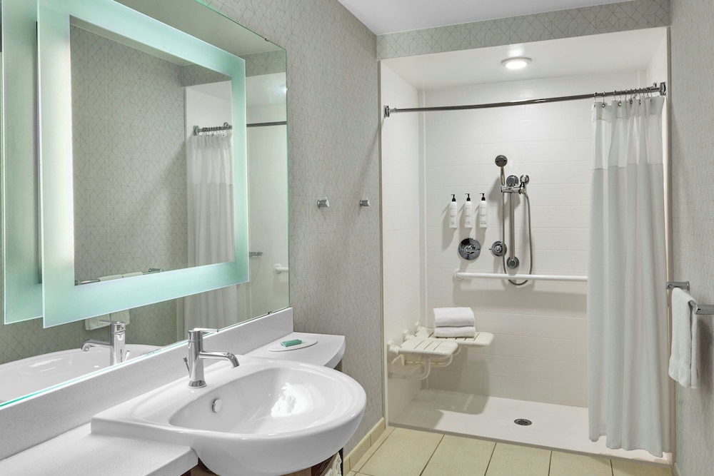 SpringHill Suites Lumberton - photo 12