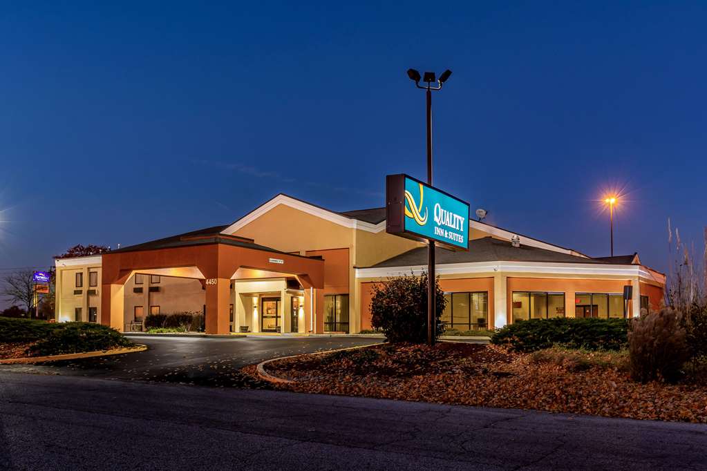 Quality Inn & Suites Southport - photo 40