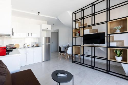 Pagani Blue Luxury Maisonette B1 — 4-Star Luxury Hotel in Kalamata, Greece