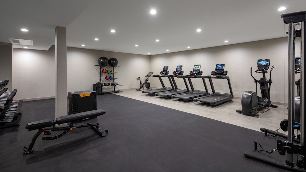 DoubleTree By Hilton Sacramento - photo 26