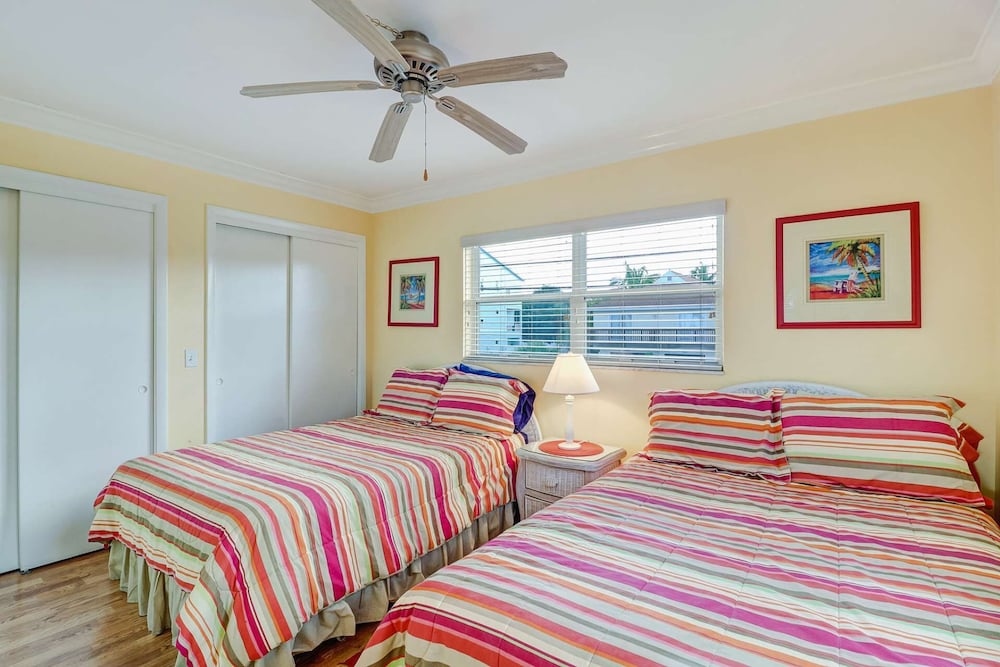 Bahama Beach Club - photo 29