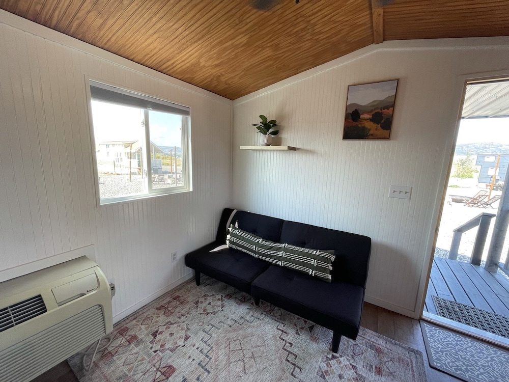 Trail and Hitch Tiny Home Hotel and RV - photo 68