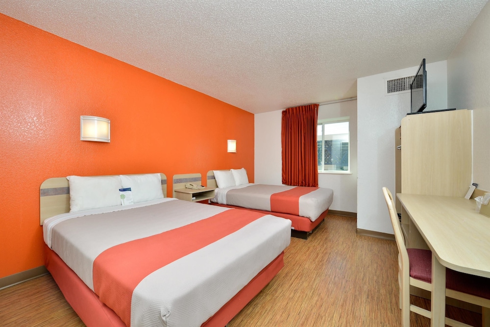 Motel 6 McKinney TX North - photo 8