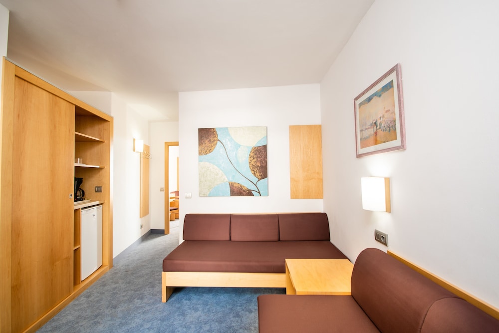 HL Rondo Hotel — Playa Del Ingles — photo 3