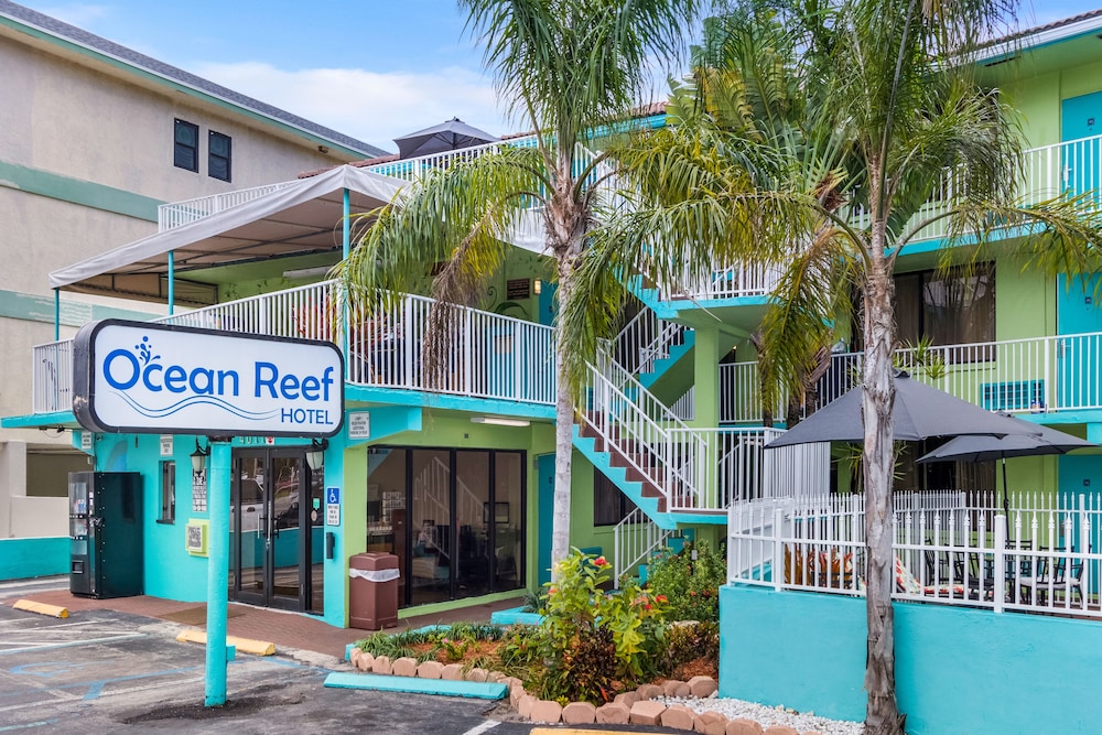 Ocean Reef Hotel - photo 45