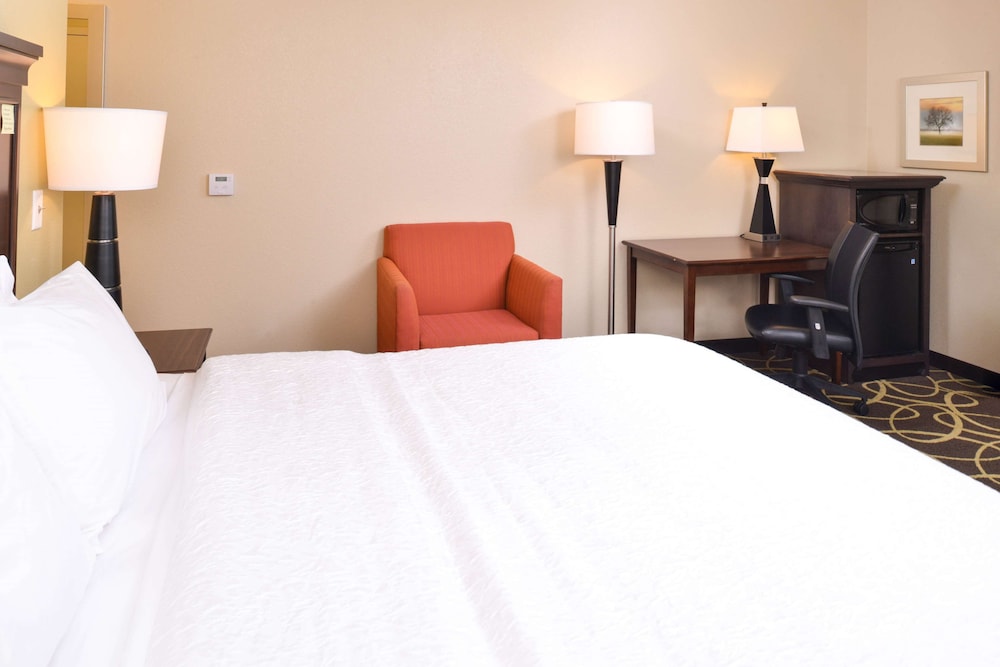 Hampton Inn Omaha Midtown Aksarben Area - photo 27