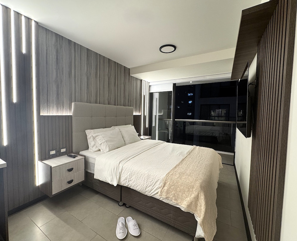 Aparts4Days San Isidro 1Bedroom RN — 5-Star Luxury Hotel in Lima, Peru