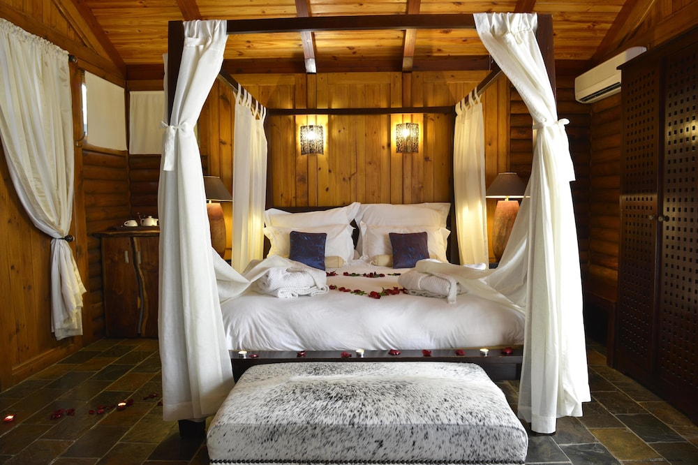 Lodge Roche Tamarin — 4-Star Luxury Hotel in La Possession, Réunion