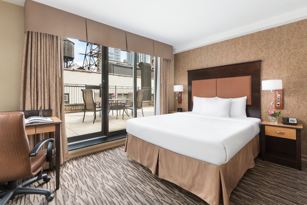 The Hotel @ Fifth Avenue - photo 26