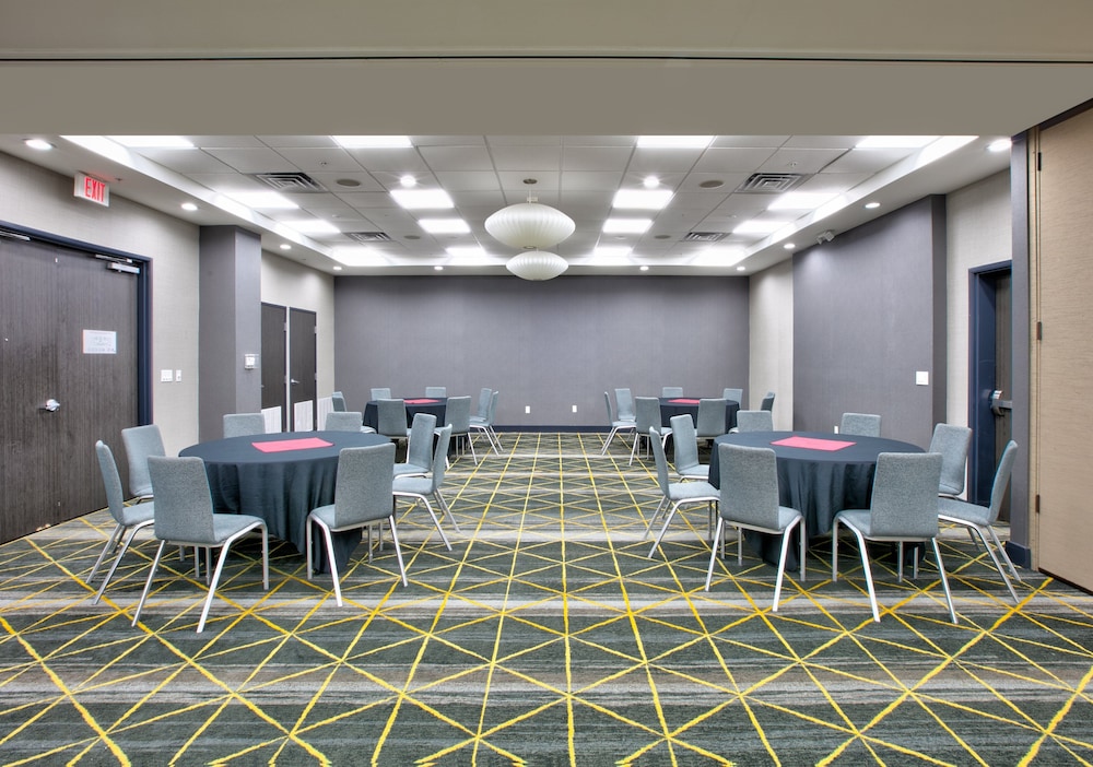 Holiday Inn Dfw South By Ihg - photo 43
