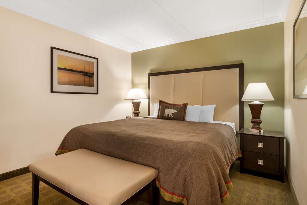 Best Western Plus White Bear Country Inn - photo 30
