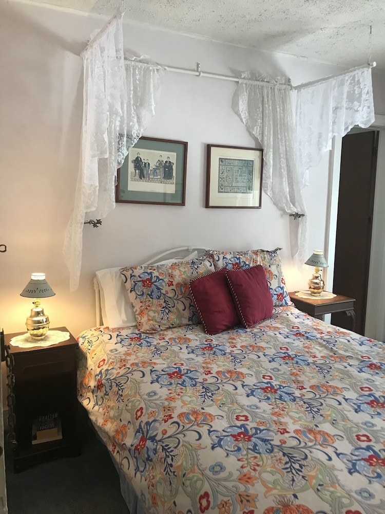 The Inn at Starlight Lake - photo 10