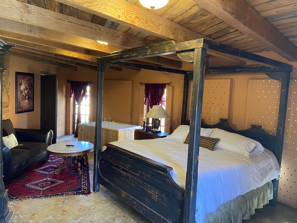 Trois Estate at Enchanted Rock - photo 10