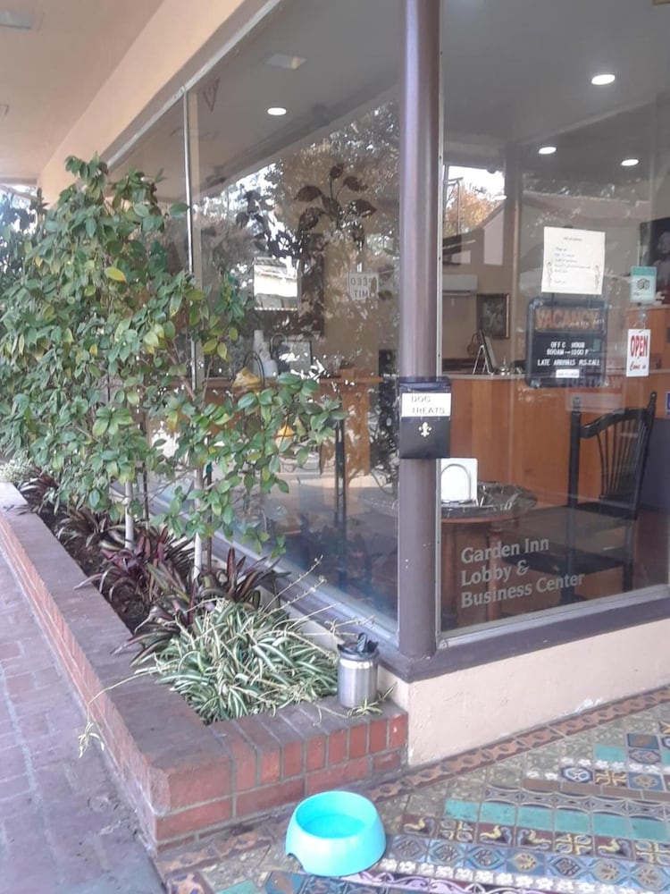 Los Gatos Garden Inn Hotel - photo 81