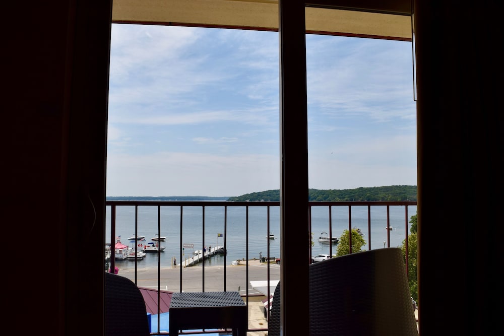 Harbor Shores on Lake Geneva - photo 44