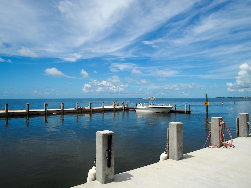 Ragged Edge Resort & Marina - photo 57