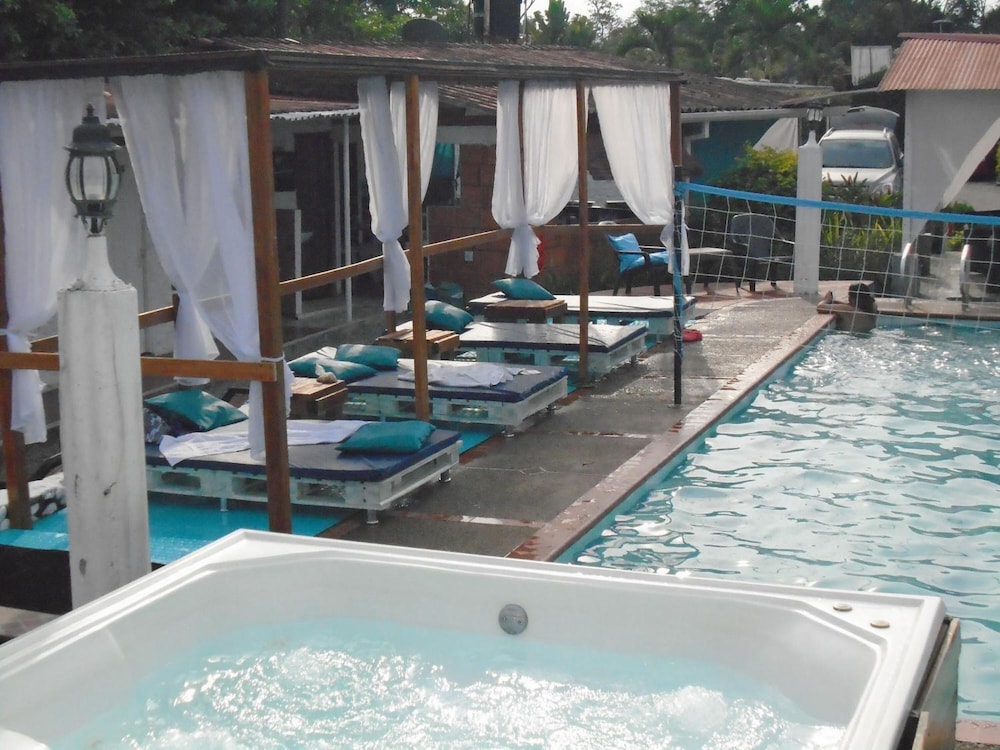 Hotel Campestre Llano Dorado in Villavicencio, Colombia