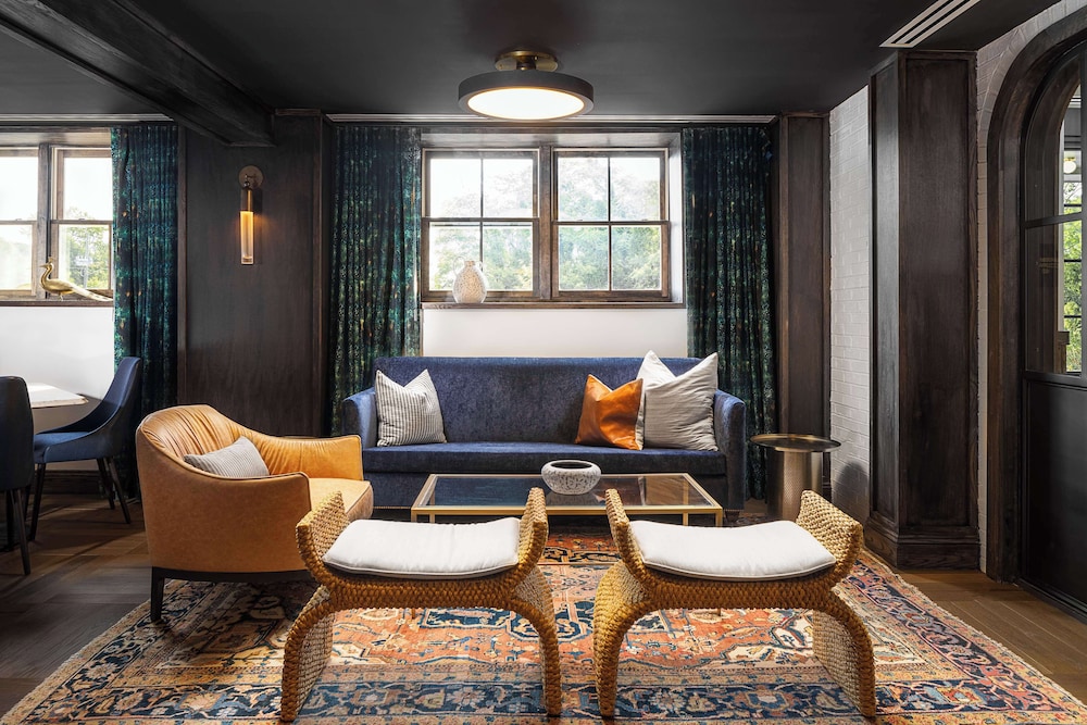 Wylie Hotel Atlanta Tapestry Collection by Hilton - photo 33
