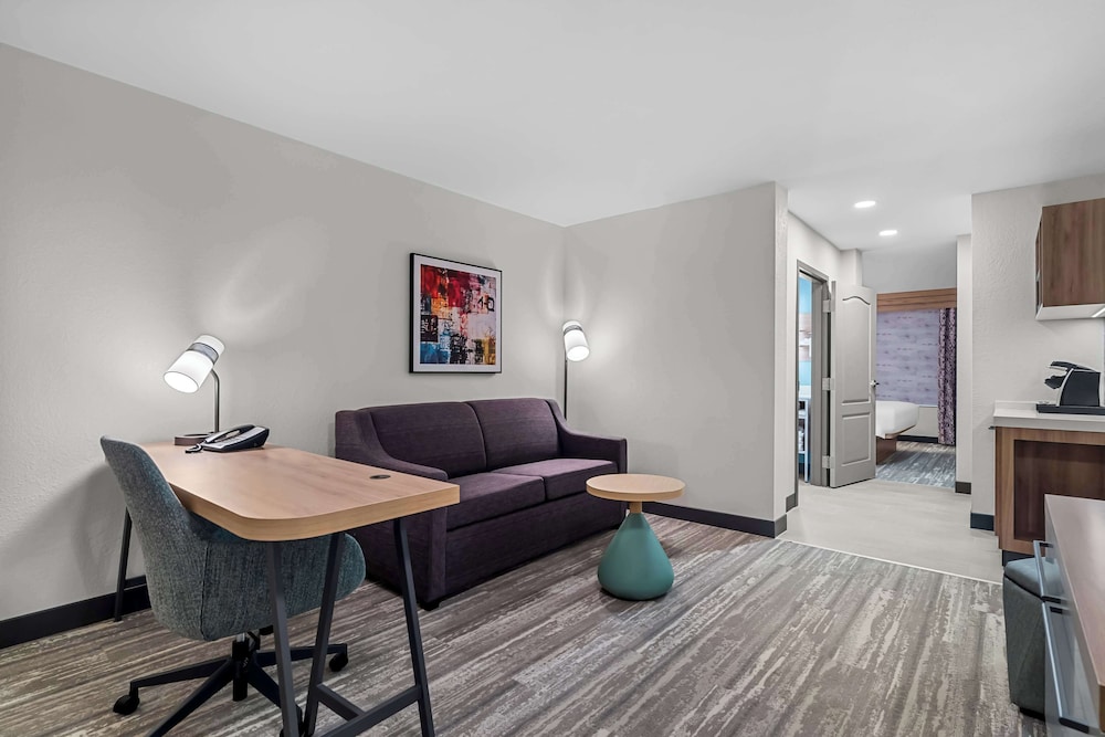 Hilton Garden Inn Cartersville - photo 9