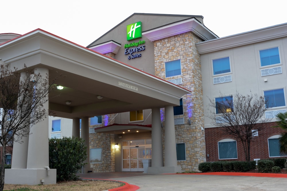 Holiday Inn Express & Suites New Boston by IHG - photo 37
