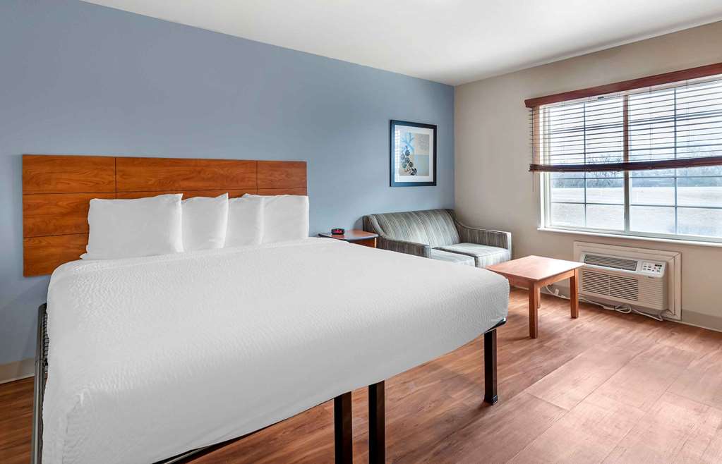 Extended Stay America Select Suites Wichita Airport - photo 31