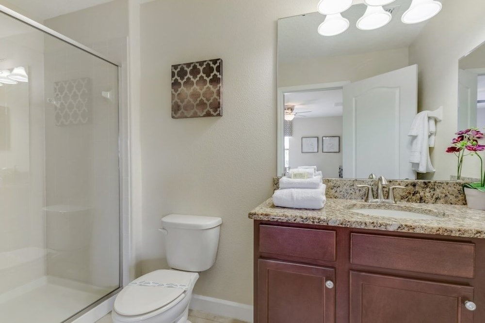 Best Resort In Disney Area 6 Bedroom Villa by RedAwning - photo 37