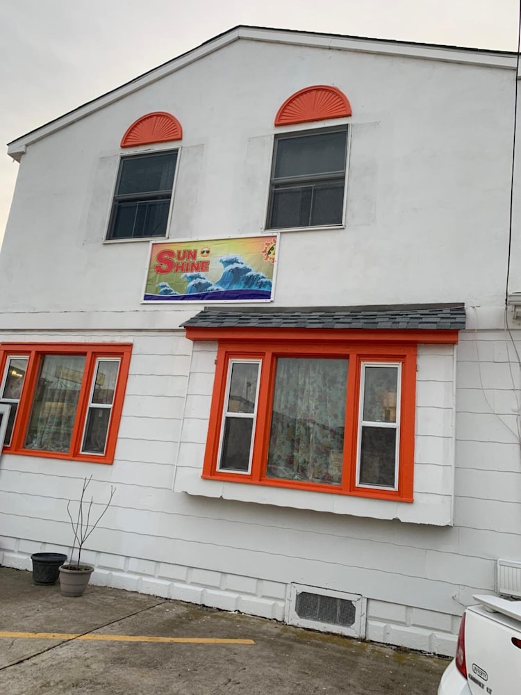 Sunshine Motel - photo 40