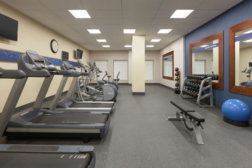 Hampton Inn & Suites Nashville Downtown - photo 58