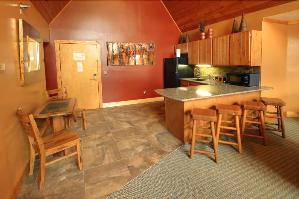 Spearfish Canyon Lodge - photo 26