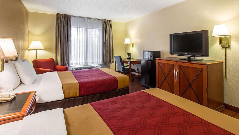 Studios & Suites 4 Less Charlotte - photo 13