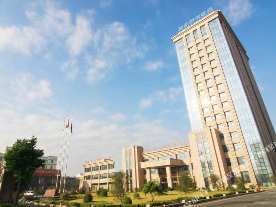 Tan Zi Lake Hotel in Tancheng, People's Republic of China