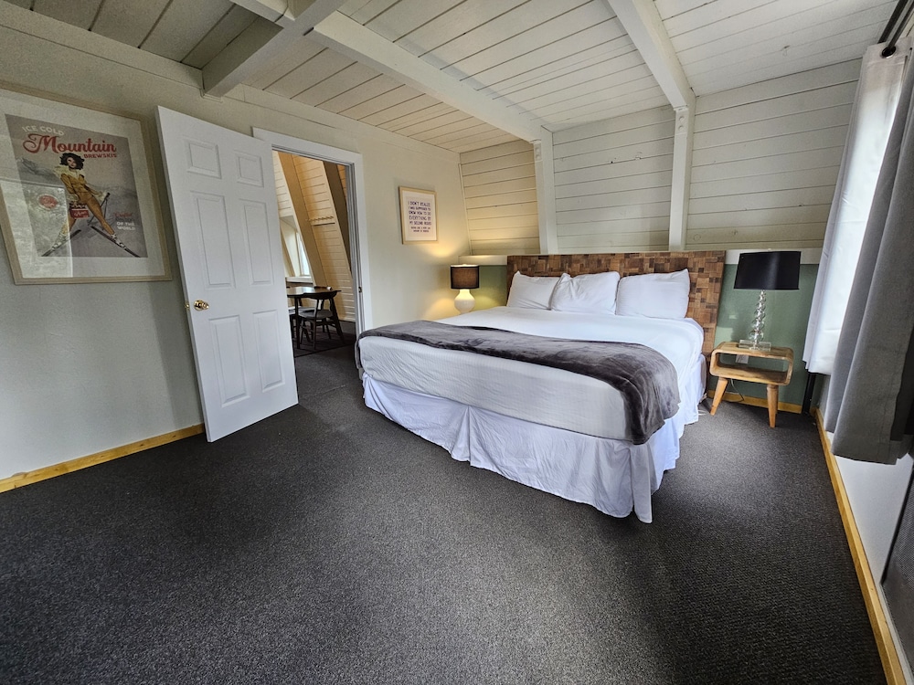 Cinnamon Bear Inn - photo 24