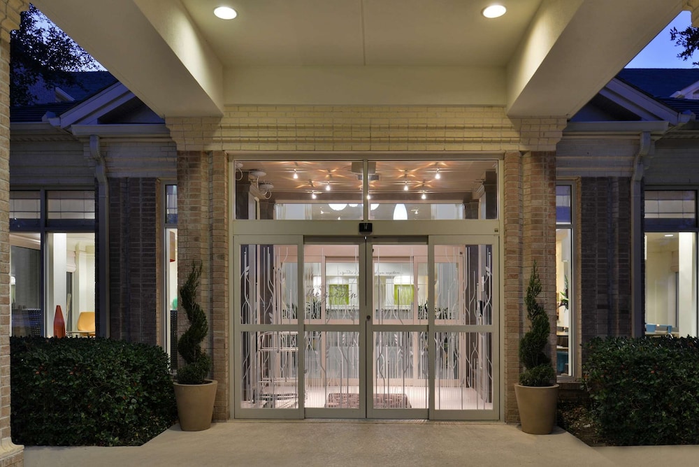 Hilton Garden Inn Dallas Addison — Addison