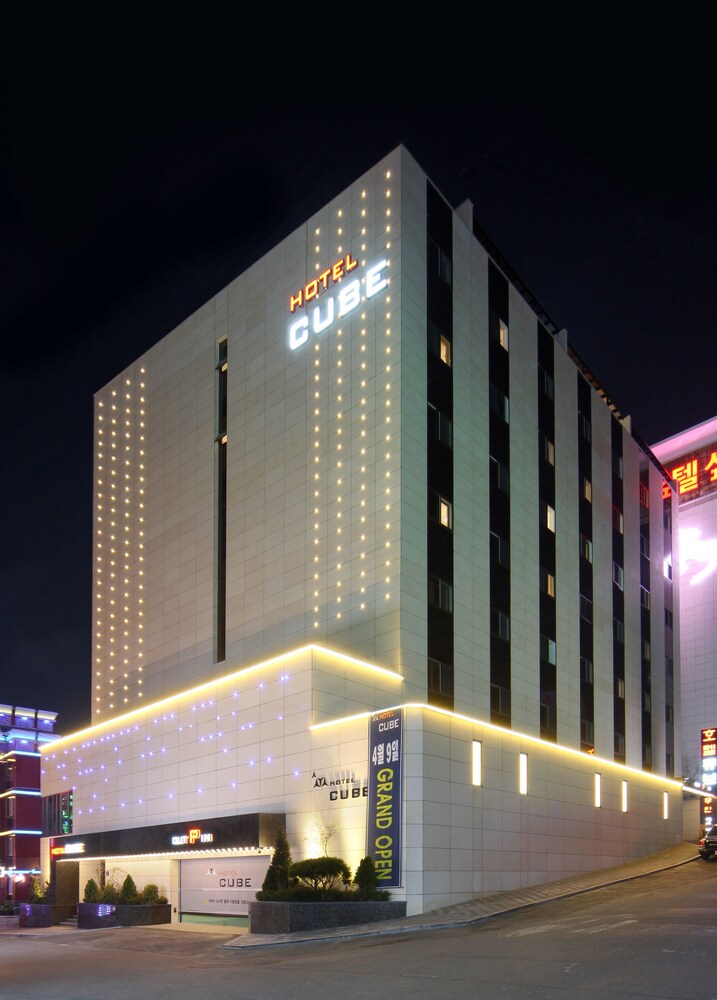 Hotel Cube Songdo in Incheon, South Korea