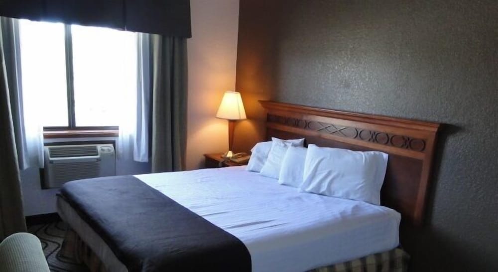 Oscoda Lakeside Hotel - photo 7