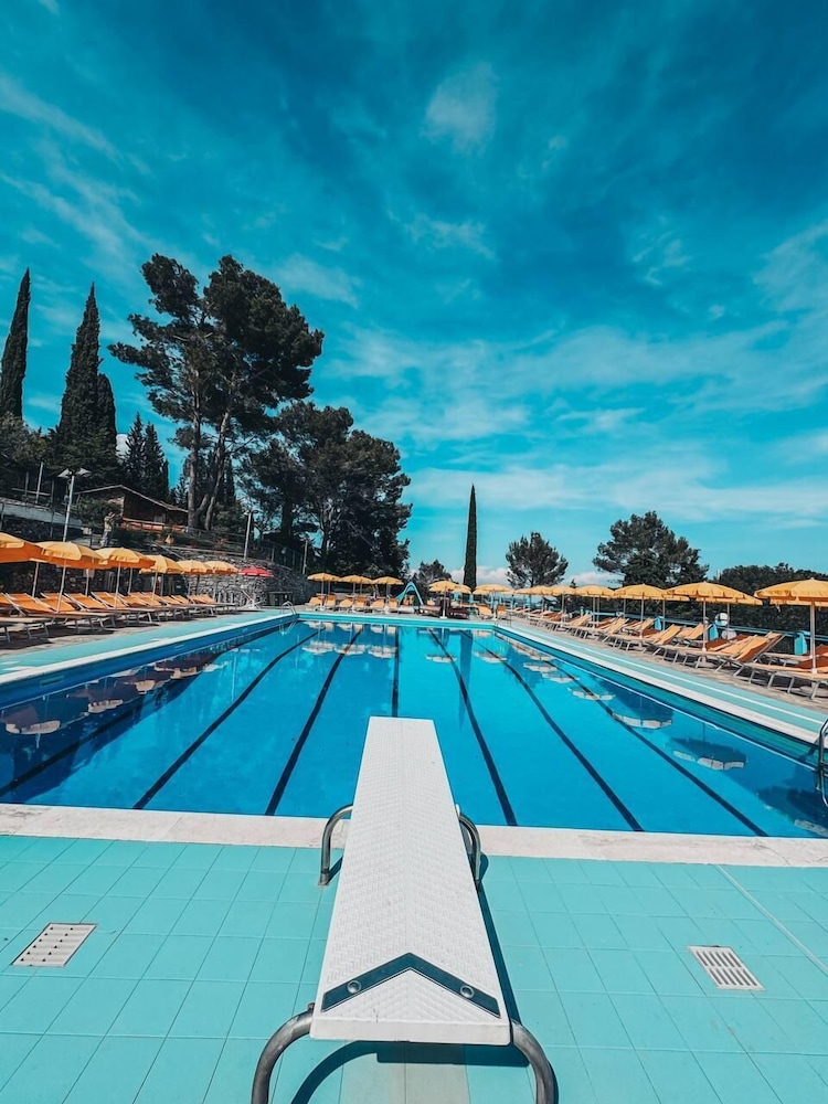 Villaggio C era una Volta — hotel in Villanova D'albenga
