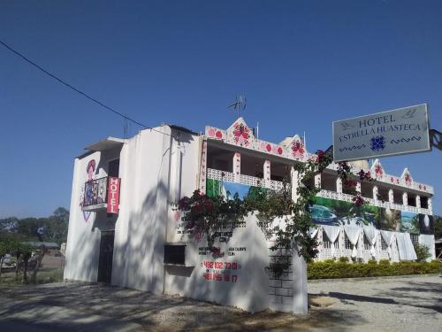 Hotel Estrella Huasteca in Aquismon, Mexico