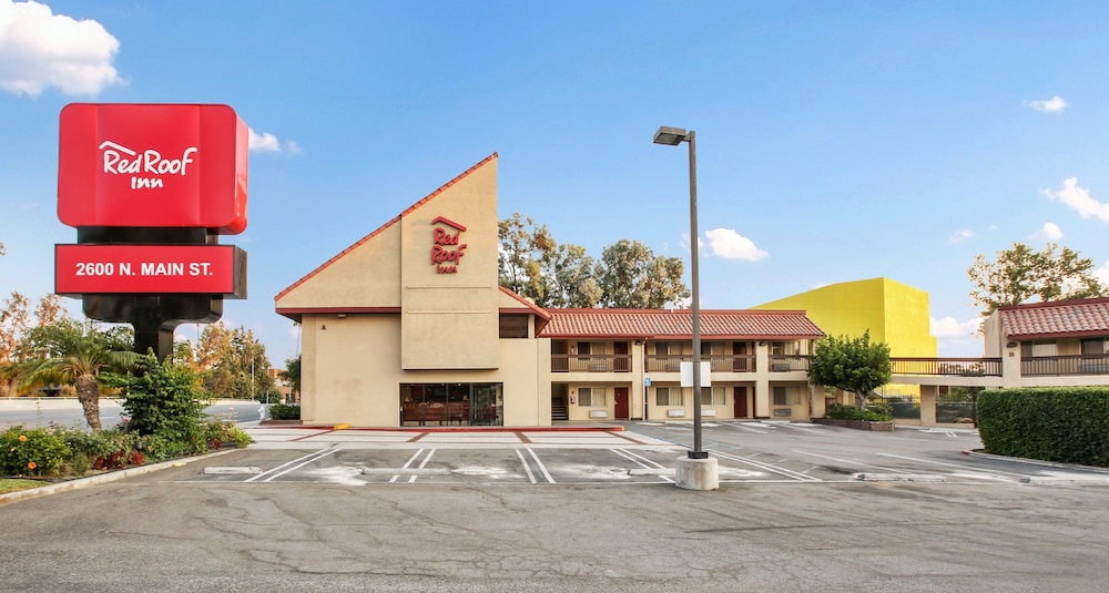 Red Roof Inn Santa Ana - featured photo