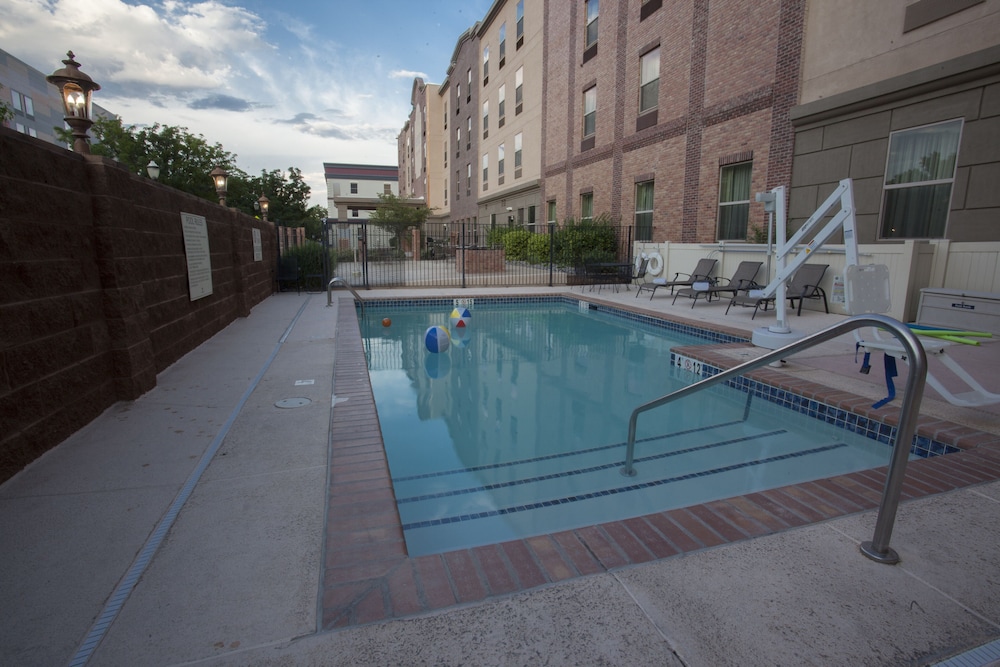 Hampton Inn Grand Junction Downtown Historic Main Street - photo 17