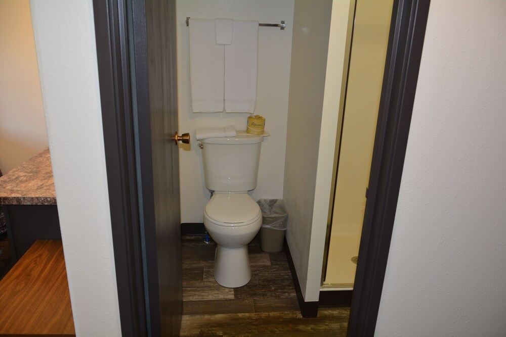Locomotive Inn - photo 10