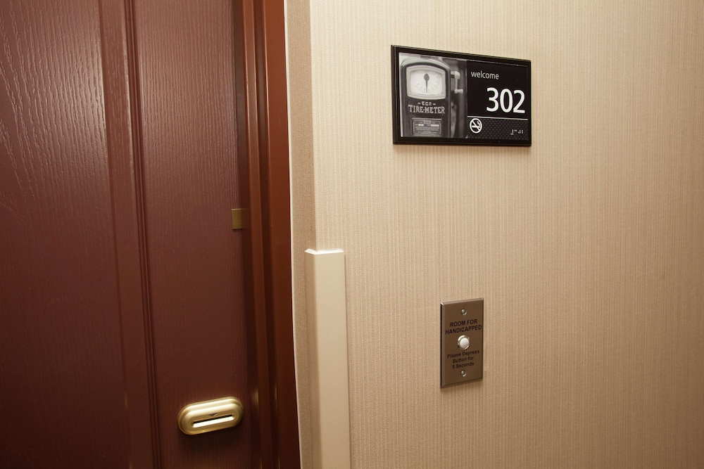 Hampton Inn Elmira Horseheads - photo 34