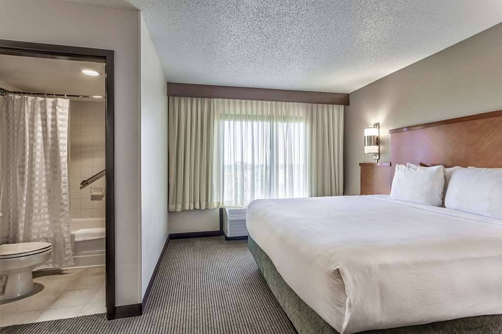 Hyatt Place Kansas City Overland Park Convention Center - photo 16
