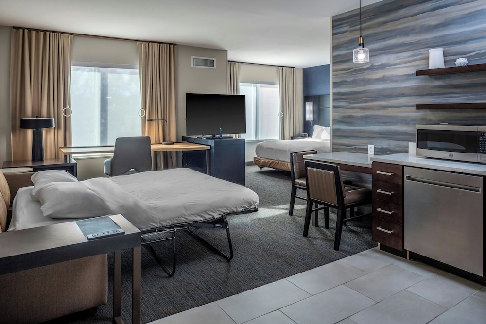 Residence Inn Detroit Sterling Heights - photo 23