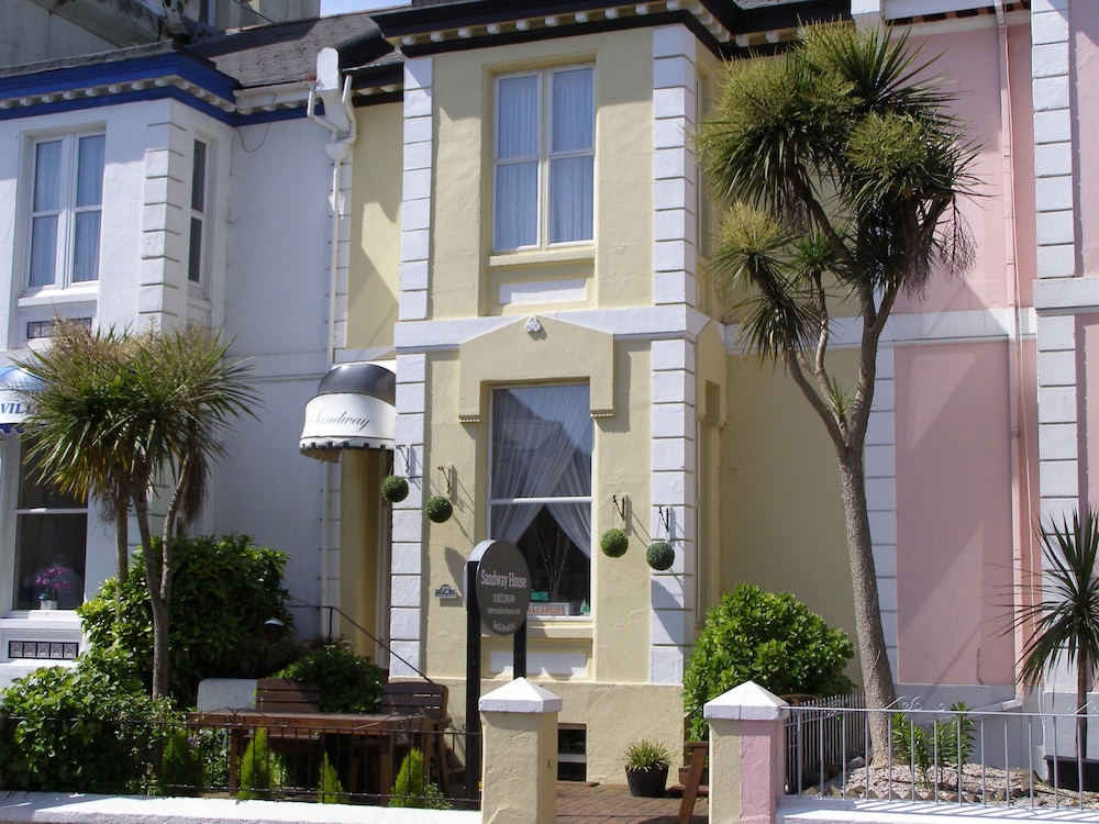 Sandway House — 4-Star Luxury Hotel in Torquay, United Kingdom