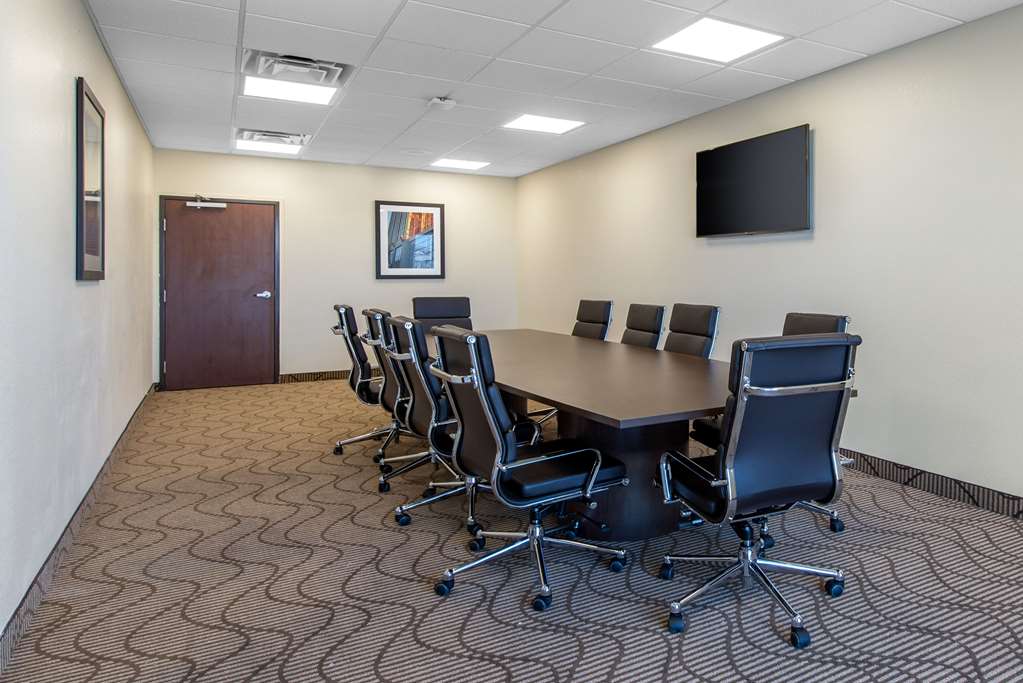 Comfort Suites Denver International Airport - photo 44