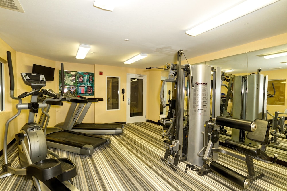 Candlewood Suites Ft Myers I 75 By IHG - photo 8