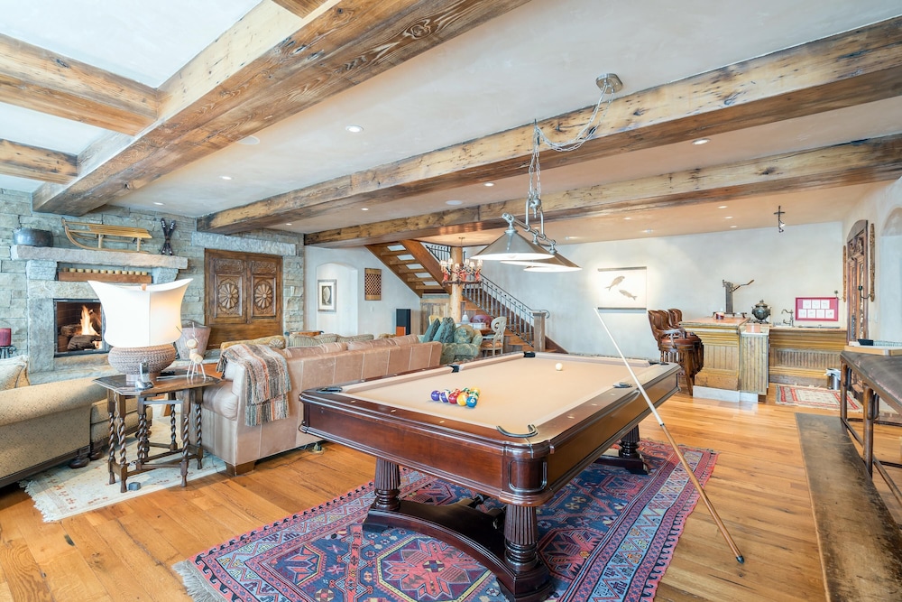 Hilltop Hideaway Expansive Views From This Private Estate Hot Tub Pool Table - photo 32