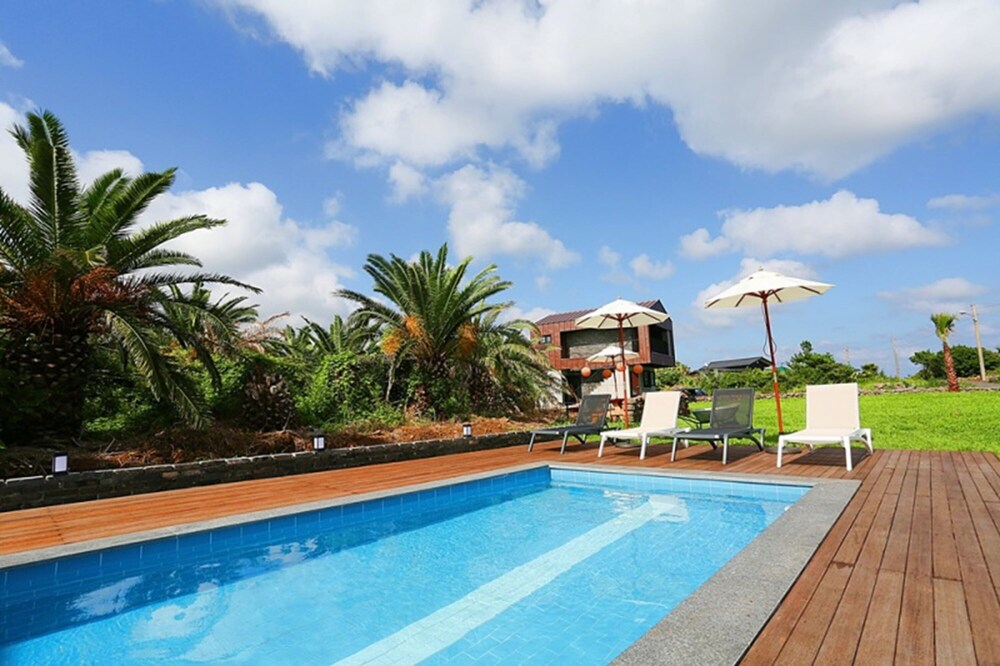 The Villas Ocean for Couple — 4-Star Luxury Hotel in Seogwipo, South Korea