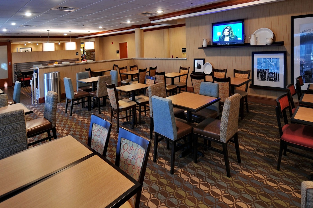 Hampton Inn Denver West Federal Center - photo 31
